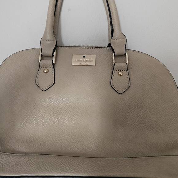 Kate spade over the shoulder bag - Picture 2 of 12